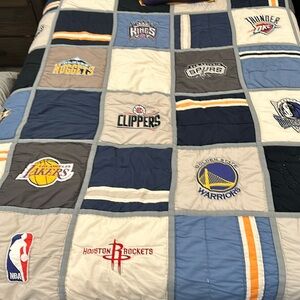 Pottery Barn Teen NBA Quilt Comforter Full.
